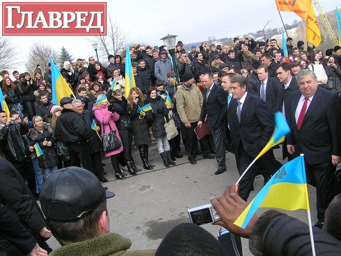 Президент защищает тернопольские выборы