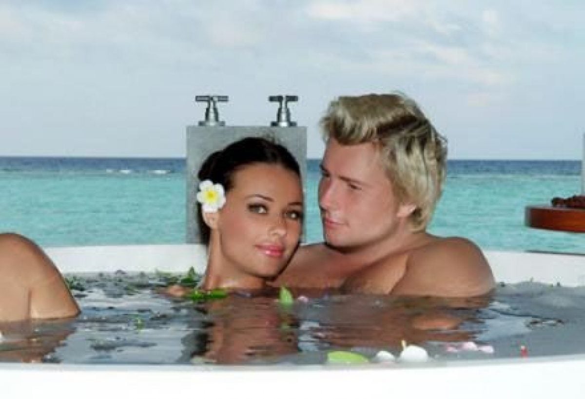 Басков голей. Николай Басков и Волочкова на Мальдивах. Оксана Федорова и Басков на Мальдивах. Волочкова и Басков на Мальдивах. Басков и Федорова на Мальдивах