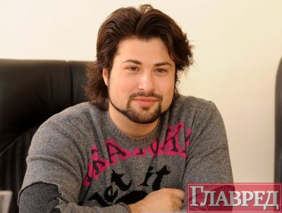 Начался чат с певцом Владимиром Ткаченко