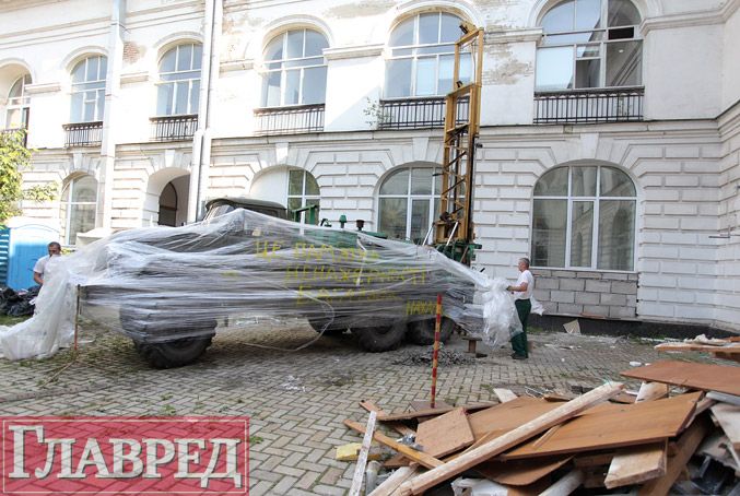 Как в Киеве Гостиный двор защищали Как в Киеве Гостиный двор защищали