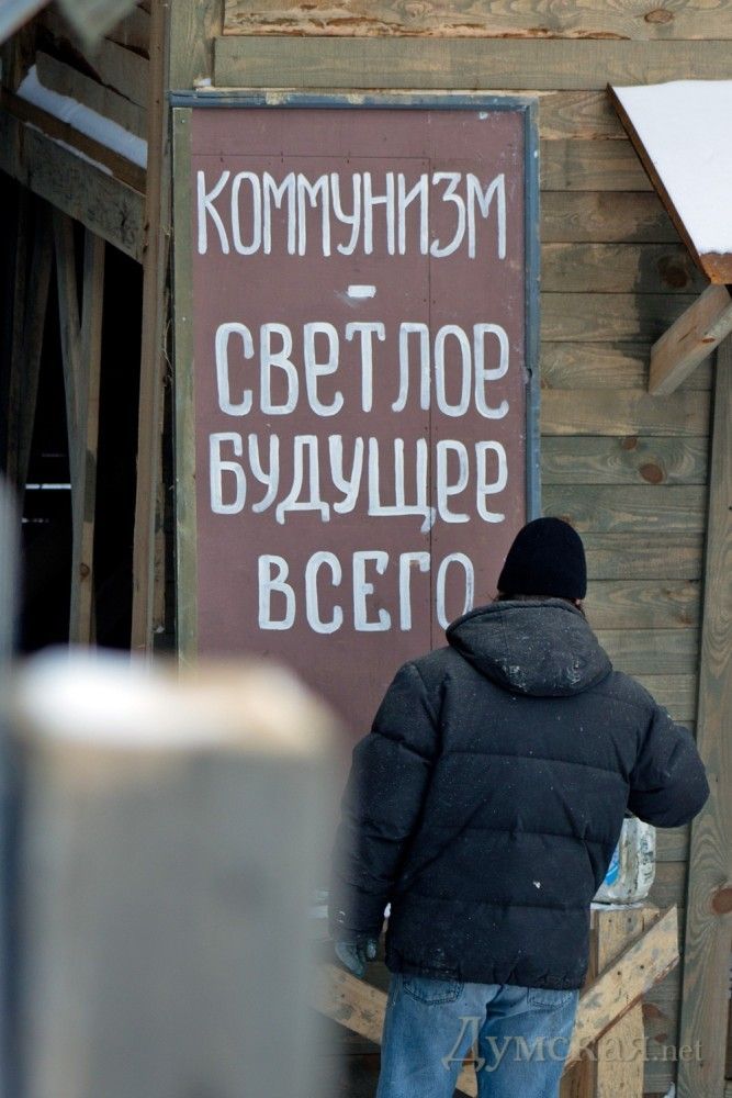 Михалков снимает кино в Одессе: Потемкинскую лестницу &quot;украсили&quot; пулеметами