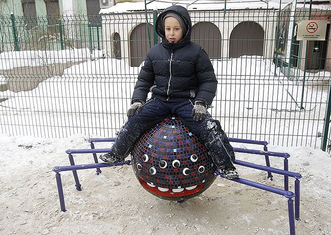 На Пейзажной аллее открылась новая детская площадка: опубликованы фото
