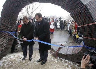 На Пейзажной аллее открылась новая детская площадка: опубликованы фото