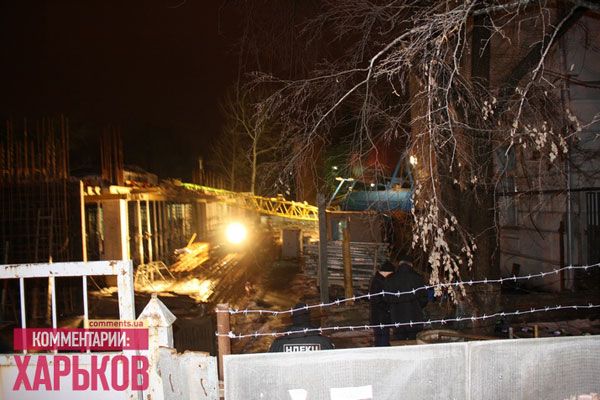 В центре Харькова упал подъемный кран, есть жертвы