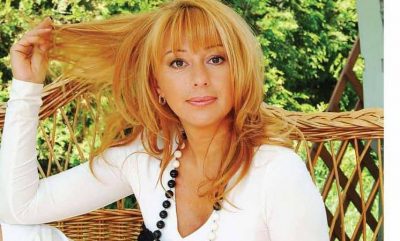 Алена Апина