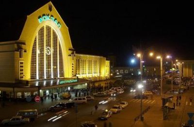 Сторонники ПР уехали из Киева в Донецк, даже не выйдя из поездов