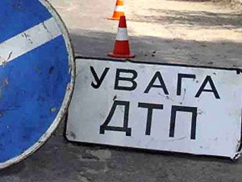 ДТП на Львовщине. Opel слетел в кювет и перевернулся, погибли двое, еще пятеро попали в больницу