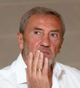 Черновецький відпустив бороду, посивів і засмаг Черновецький відпустив бороду, посивів і засмаг