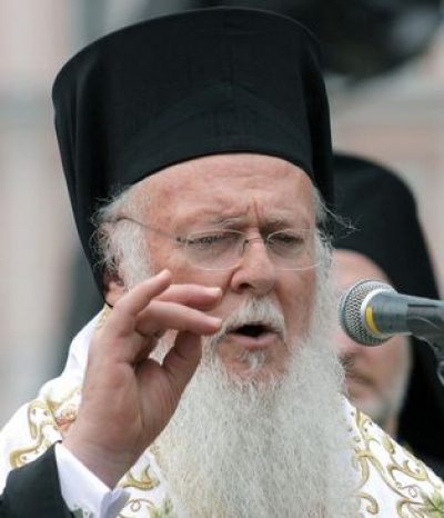 Вселенского патриарха могут завалить "спамом" из Украины