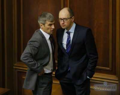 Яценюк не хочет отставки Кошулинского