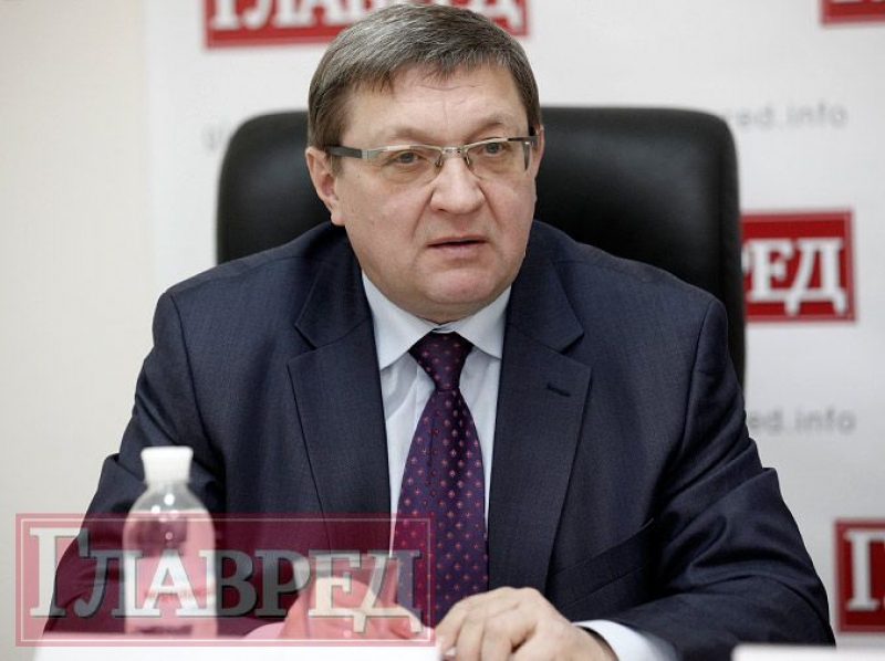 Начался чат с экс-министром экономики Виктором Сусловым