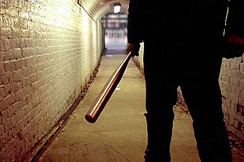 В Полтаве пьяный полицейский зверски искалечил студента