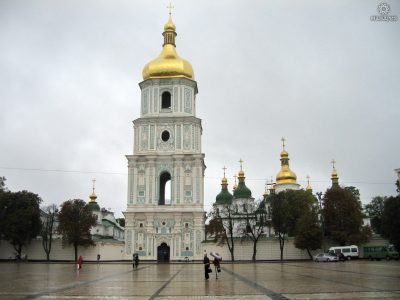 Колокольня наклонилась на 12,5 см Колокольня наклонилась на 12,5 см