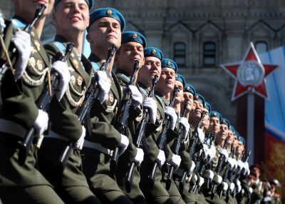 Президент Словакии не поедет в Москву на День Победы: не хочет прославлять армию РФ