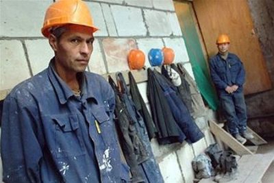 Украинцам усложнят работу за границей