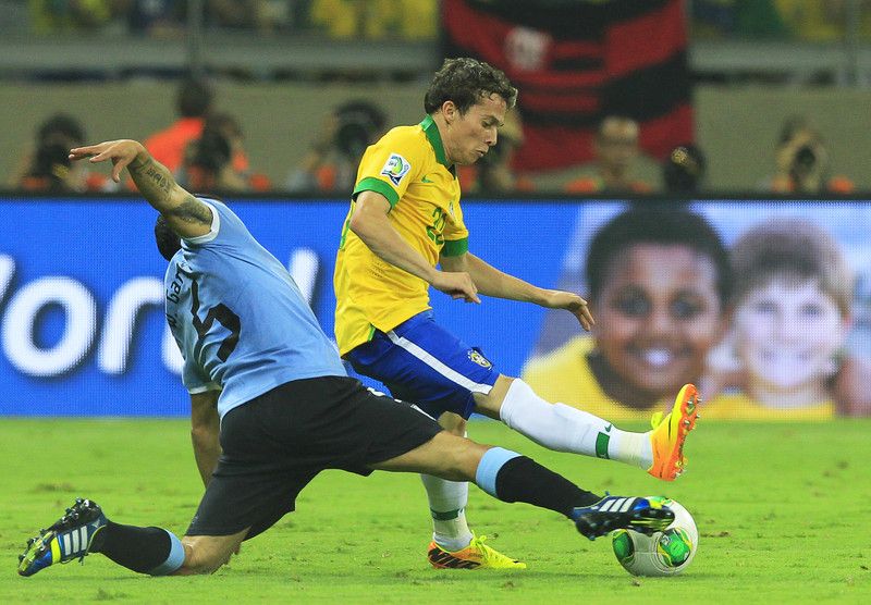 1/2 Кубка Конфедераций: Бразилия обыграла Уругвай, обзор матча, видео голов