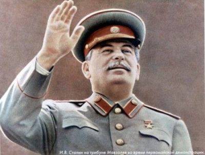 В Сибири установили памятник Сталину