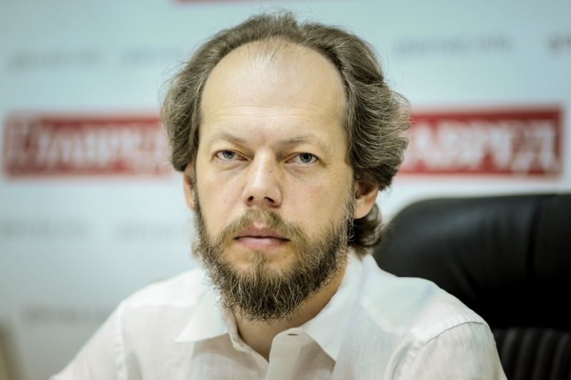 Начался чат с философом и богословом Георгием Коваленко