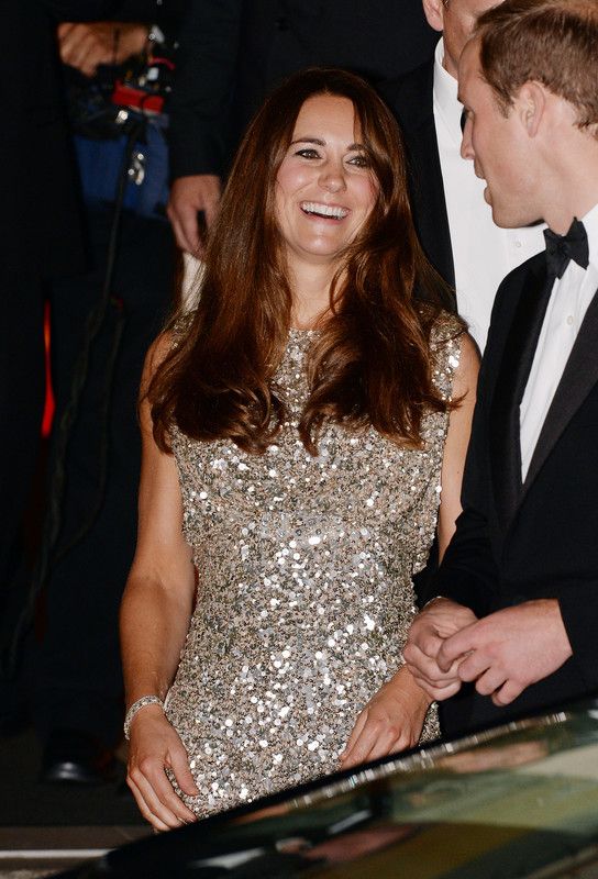Кейт Миддлтон появилась на красной дорожке в роскошном платье: опубликованы фото