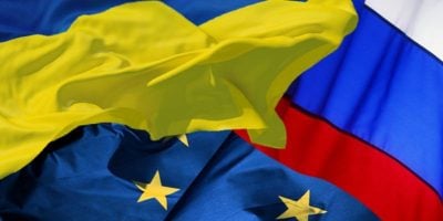 Украина отложила применения Ассоциации с ЕС