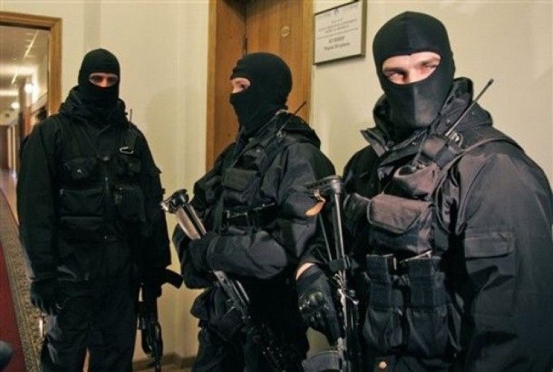 На Луганщине СБУ задержала проводника диверсантов ФСБ, хотели захватить пленных