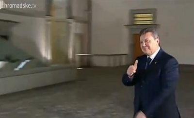 Прибытие Януковича в Вильнюс