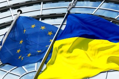 Флаги ЕС и Украины, иллюстрация