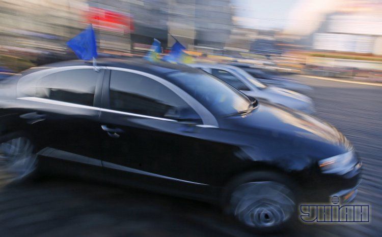 Автомайдан выезжает из центра Киева