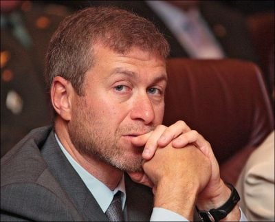 ЗМІ: Бізнесмен Абрамович вмовляє Путіна зупинити війну ЗМІ: Бізнесмен Абрамович вмовляє Путіна зупинити війну