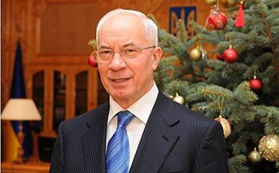 Азаров о деньгах украинцев: в банках больше, чем в госбюджете