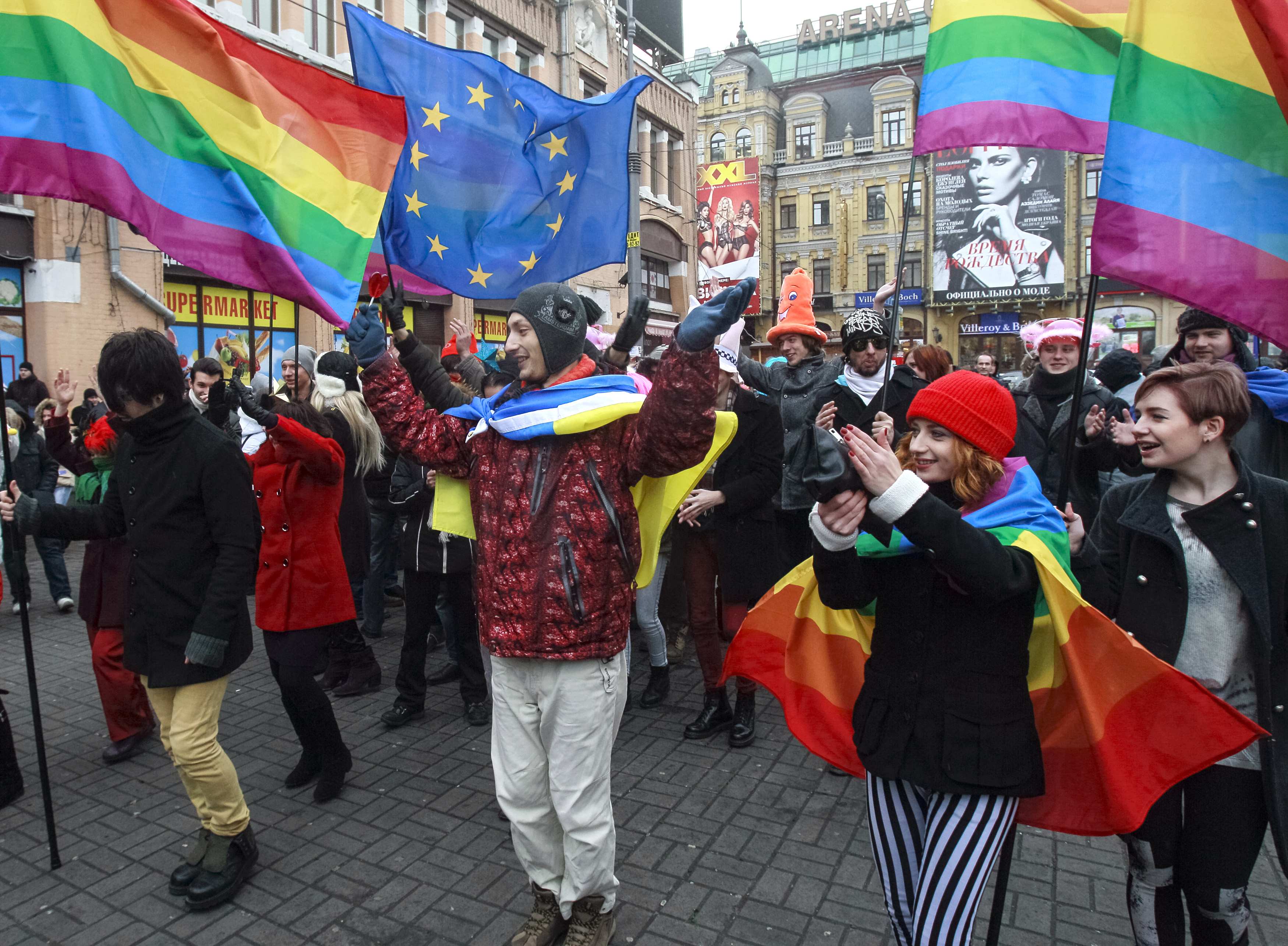 фото геи парад в европе фото 40