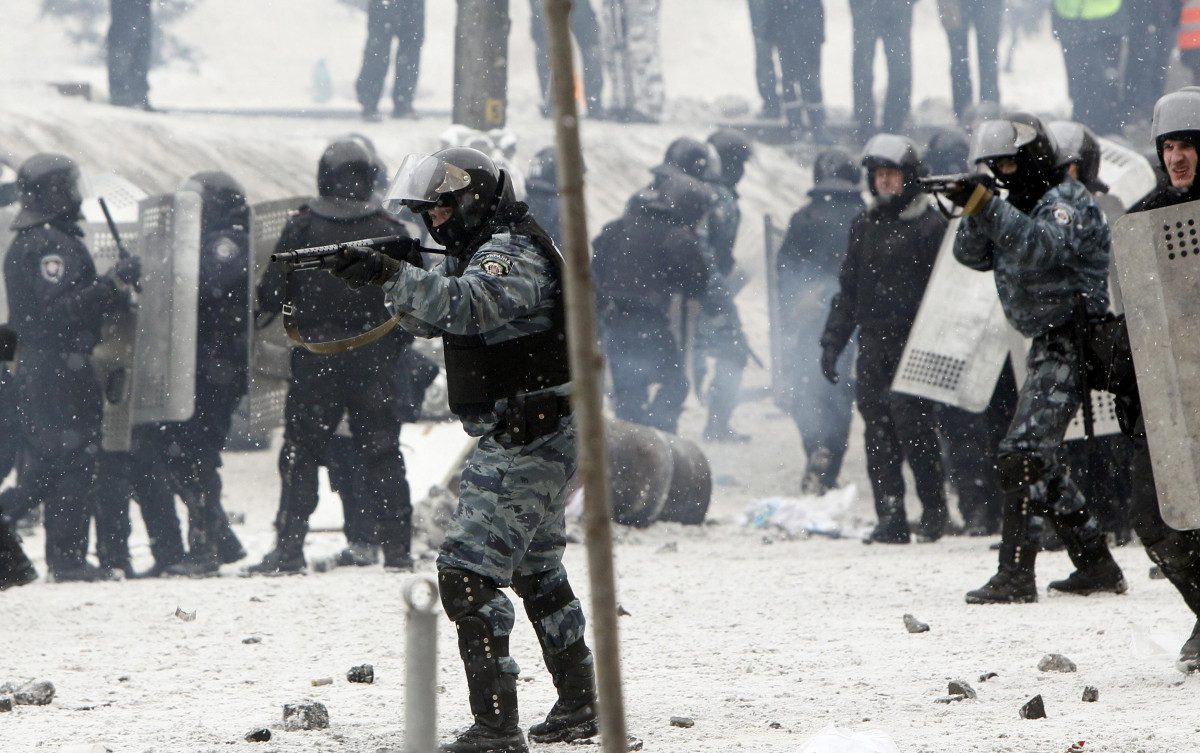18 января 2014. Киев штурм Майдана 2013 Беркут.