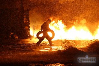 Огненные баррикады на Грушевского Огненные баррикады на Грушевского