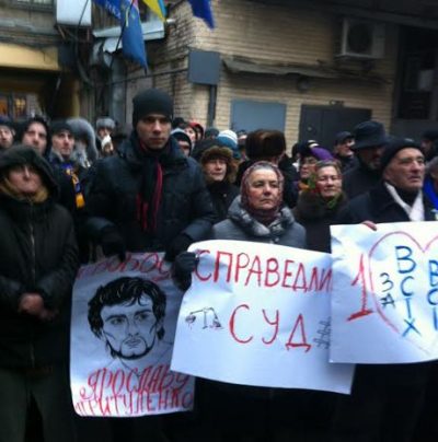 Суд перенес рассмотрение дела арестованного за штурм Банковой на неделю – закон не действует