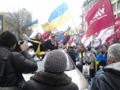 Свободовец о гаишнике, "сбитом" активисткой Автомайдана: это комедия