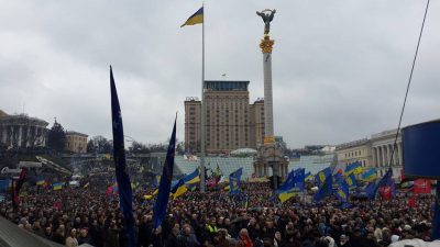 Оппозиция на Майдане озвучила планы: санкции против Захарченко и наказание для "Беркута"
