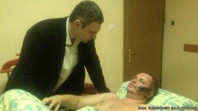 Виталий Кличко в больнице у Дмитрия Булатова