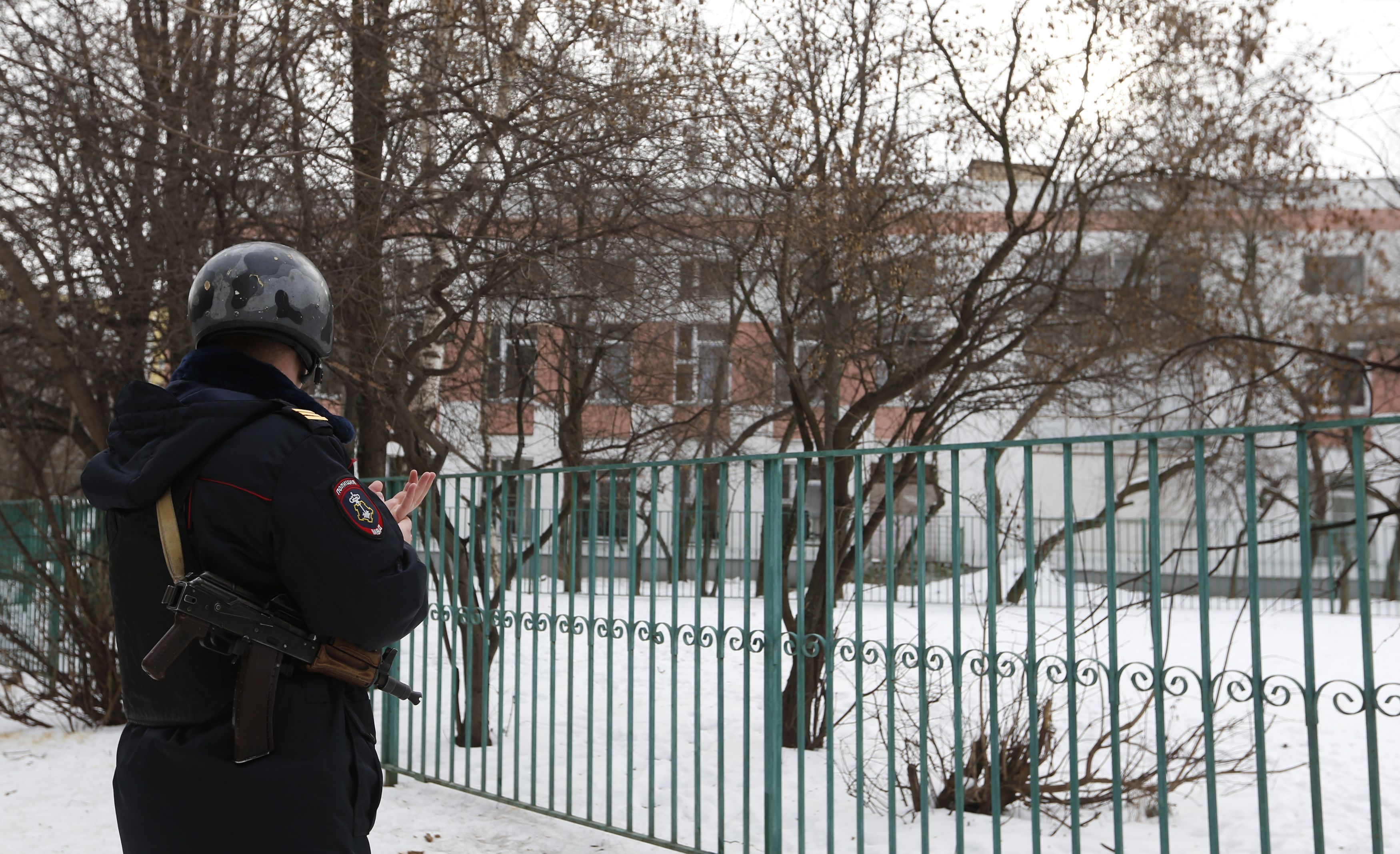 Школьник стрелок. Стрельба в Московской школе № 263. Стрельба в школе в Отрадном 3 февраля 2014 года. Стрельба в школе № 263. Стрельба в школе 2014.