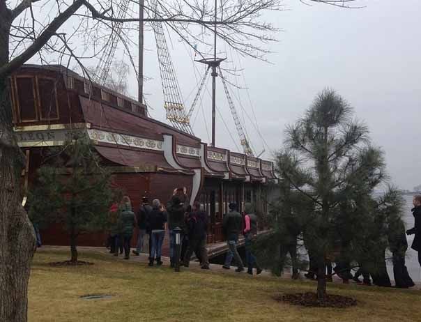 Корбаль "Galleon" Корбаль "Galleon"