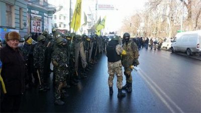 Активисты завершили пикетирование Рады и вернулись на Майдан