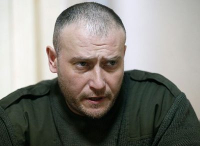 "Правый сектор" назвал перемирие Майдана и власти фальшивым: наступление должно продолжаться