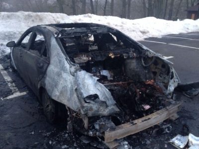 Под Ровно сожгли машину экс-зятя Ющенко: опубликованы фото и видео
