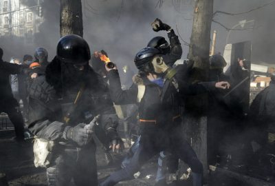 В милиции напомнили, что имеют право стрелять на поражение