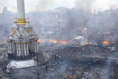 Бои в Киеве и штурм Майдана: США ввели санкции против 20 украинских чиновников