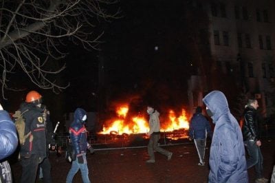 Опубликовано видео штурма СБУ в Хмельницком: один протестующий убит