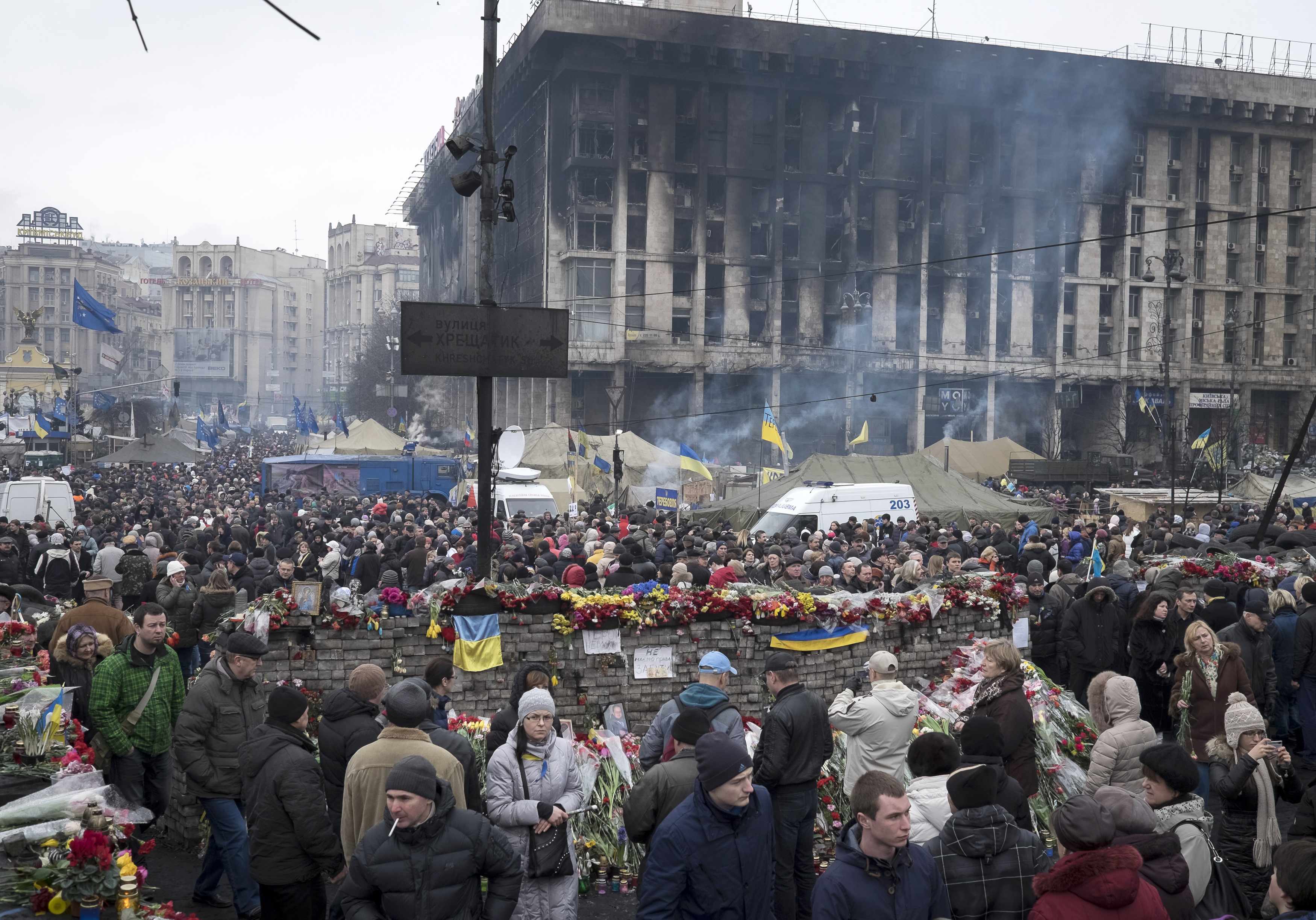 Сегодняшний вид. Киев Майдан 2014. Киев 2015 Майдан. Майдан на Украине в 2014.