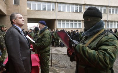 Аксенов и представители "вооруженных сил Крыма" Аксенов и представители "вооруженных сил Крыма"