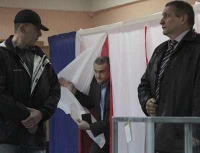 Аксенов на референдуме в Крыму