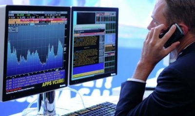Беда не приходит одна: нефть дешевеет, рубль падает, акции российских бирж валятся