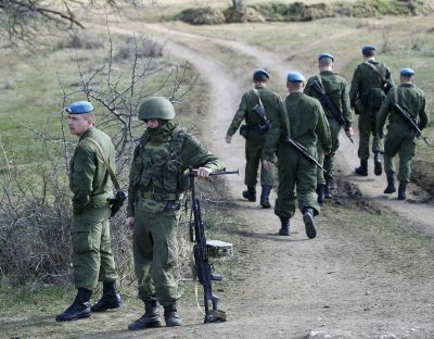 Російські солдати в Перевальному, Крим Російські солдати в Перевальному, Крим